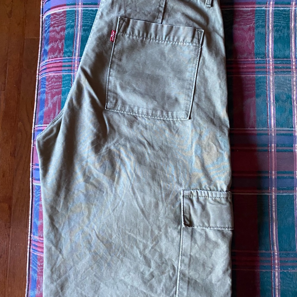 Levi's Baggy Cargo Pants - Olive Green